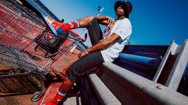 Freegun x La Vache Qui Rit: the iconic textile twist. Freegun x La Vache Qui Rit: the iconic textile twist.